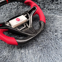 Cargar imagen en el visor de la galería, Volante de fibra de carbono TTD Craft Civic 8.a generación 2006-2011 FA FD SI