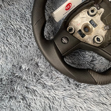 Lade das Bild in den Galerie-Viewer, TTD Craft Tesla Modell 3 y Kohlefaserlenkrad