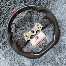 Carregar imagem no visualizador da galeria, Volante de fibra de carbono TTD Craft 2015-2021 WRX /STI