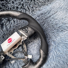 Load image into Gallery viewer, TTD Craft Toyota 2006-2017 FJ Cruiser Carbon Fiber Steering wheel