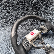 Lade das Bild in den Galerie-Viewer, TTD Craft Toyota 2006-2017 FJ Cruiser Carbonfaserlenkrad