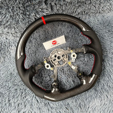 Cargar imagen en el visor de la galería, Volante de fibra de carbono TTD Craft Corvette C5 1997-2005