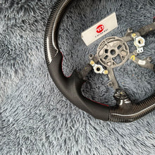 Cargar imagen en el visor de la galería, Volante de fibra de carbono TTD Craft Corvette C5 1997-2005