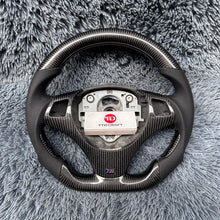 Lade das Bild in den Galerie-Viewer, TTD Craft 1 Serie E82 E88/3 Serie E90 E91 E92 E93/X1 E84 Kohlefaserlenkrad