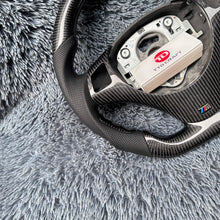 Lade das Bild in den Galerie-Viewer, TTD Craft 1 Serie E82 E88/3 Serie E90 E91 E92 E93/X1 E84 Kohlefaserlenkrad