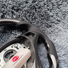 Lade das Bild in den Galerie-Viewer, TTD Craft 1 Serie E82 E88/3 Serie E90 E91 E92 E93/X1 E84 Kohlefaserlenkrad