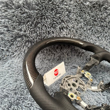 Cargar imagen en el visor de la galería, Volante de fibra de carbono TTD Craft Corvette C5 1997-2005
