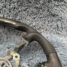 Cargar imagen en el visor de la galería, Volante de fibra de carbono TTD Craft Corvette C5 1997-2005