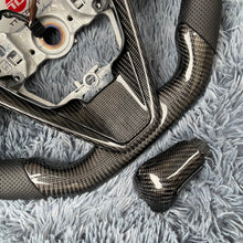 Lade das Bild in den Galerie-Viewer, TTD Craft Toyota 2018-2024 Camry SE XSE TRD V6 VENZA Carbonfaserlenkrad