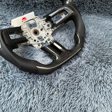 Lade das Bild in den Galerie-Viewer, TTD Craft Ford 2018-2023 Mustang Carbonfaserlenkrad