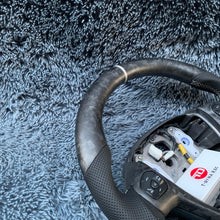 Загрузить изображение в средство просмотра галереи, TTD Craft Ford USA Version 2014-2019 Fiesta Carbon Fiber Steering Wheel