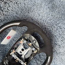 Carregar imagem no visualizador da galeria, Volante de fibra de carbono Mustang TTD Craft 1999-2004