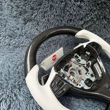 Загрузить изображение в средство просмотра галереи, TTD Craft BMW F10 F11 F07 F06 F12 F13 F01 F02 F03 F04 Carbon Fiber Steering Wheel