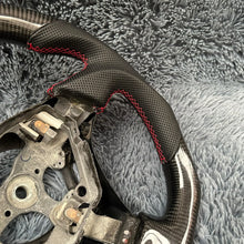 Lade das Bild in den Galerie-Viewer, TTD Craft Lexus 2001-2005 IS300 Kohlefaserlenkrad