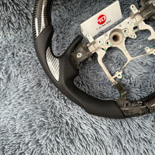 Lade das Bild in den Galerie-Viewer, TTD Craft Toyota 2010-2017 Prado Carbonfaserlenkrad