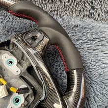 Cargar imagen en el visor de la galería, Volante de fibra de carbono TTD Craft Ford USA versión 2014-2019 Fiesta