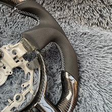 Carregar imagem no visualizador da galeria, Volante de fibra de carbono TTD Craft Toyota 2012-2013 FT86/GT86/FRS/Subaru 2013-2016 BRZ