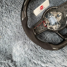 Cargar imagen en el visor de la galería, Volante de fibra de carbono TTD Craft Mk7 GTI /R Jetta 2019-2020