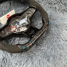 Cargar imagen en el visor de la galería, Volante de fibra de carbono TTD Craft Mk7 GTI /R Jetta 2019-2020