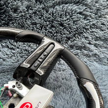 Load image into Gallery viewer, TTD Craft Ford 2005-2009 Mustang Carbon Fiber Steering Wheel