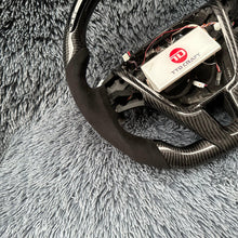 Lade das Bild in den Galerie-Viewer, TTD Craft Volvo 2011-2018 V60/2015-2018 V60 Cross Country Carbon Faserlenkrad