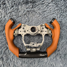 Cargar imagen en el visor de la galería, Volante de fibra de carbono TTD Craft Lexus LC500 2017-2024