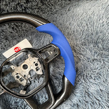 Cargar imagen en el visor de la galería, Volante de fibra de carbono TTD Craft 6ta generación 2023+ CRV