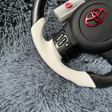 Lade das Bild in den Galerie-Viewer, TTD Craft Toyota 2006-2017 FJ Cruiser Carbonfaserlenkrad