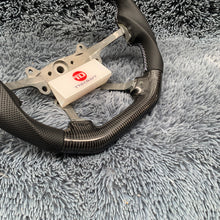 Charger l'image dans la galerie, TTD Craft Jeep 2005-2010 Cherokee/Grand Cherokee en fibre de carbone volant