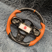 Cargar imagen en el visor de la galería, Volante de fibra de carbono TTD Craft Mitsubishi Evolution 2008-2015 EVO X