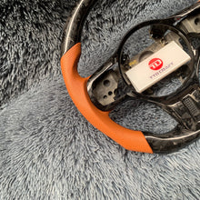 Cargar imagen en el visor de la galería, Volante de fibra de carbono TTD Craft Mitsubishi Evolution 2008-2015 EVO X