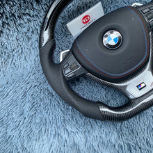 Загрузить изображение в средство просмотра галереи, TTD Craft BMW F10 F11 F07 F06 F12 F13 F01 F02 F03 F04 Carbon Fiber Steering Wheel With Led