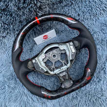 Cargar imagen en el visor de la galería, Volante de fibra de carbono TTD Craft Nissan 2009-2020 370Z