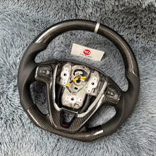 Cargar imagen en el visor de la galería, Volante de fibra de carbono TTD Craft Ford USA versión Fiesta