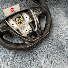 Carregar imagem no visualizador da galeria, Volante de fibra de carbono TTD Craft Ford EUA versão Fiesta