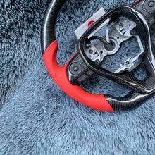 Lade das Bild in den Galerie-Viewer, TTD Craft Toyota 2019-2025 Corolla Schrägheck Rav4 Carbon-Lenkrad RAV4