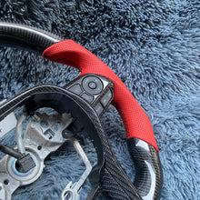 Lade das Bild in den Galerie-Viewer, TTD Craft Toyota 2019-2025 Corolla Schrägheck Rav4 Carbon-Lenkrad RAV4