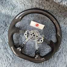 Cargar imagen en el visor de la galería, Volante de fibra de carbono TTD Craft Corvette C5 1997-2005