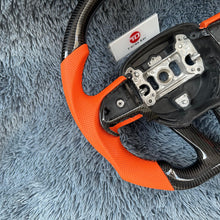 Carregar imagem no visualizador da galeria, Volante de fibra de carbono TTD Craft Dodge 2016-2023 Charger Challenger / 2014-2023 Durango