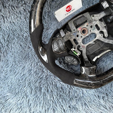 Carregar imagem no visualizador da galeria, Volante de fibra de carbono TTD Craft Acura 2004-2006 TL V6