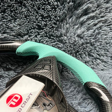Carregar imagem no visualizador da galeria, Volante TTD Craft BMW SÉRIE 5 E60 E61 / 6 E63 E64 Volante de fibra de carbono