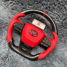 Lade das Bild in den Galerie-Viewer, TTD Craft Toyota 2020-2025 Highlander /Sienna Carbonfaserlenkrad
