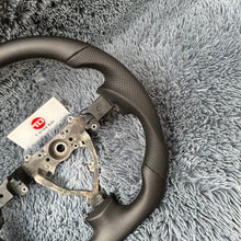 Lade das Bild in den Galerie-Viewer, TTD Craft 2006-2017 FJ Cruiser Kohlefaserlenkrad