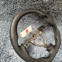 Lade das Bild in den Galerie-Viewer, TTD Craft 2006-2017 FJ Cruiser Kohlefaserlenkrad