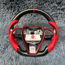 Carregar imagem no visualizador da galeria, Volante de fibra de carbono TTD Craft 8ª geração Camry 2018 - 2024 SE XSE TRD V6 V4 Avalon Venza