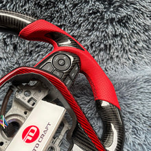 Lade das Bild in den Galerie-Viewer, TTD Craft Toyota 2018-2024 Camry SE XSE TRD V6 VENZA Carbonfaserlenkrad