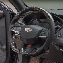 Lade das Bild in den Galerie-Viewer, TTD Craft Cadillac 2020-2025 CT4 CT4-V Blackwing / CT5 CT5-V Blackwing / 2019-2025 XT4 Carbon Fiber Steering Wheel
