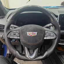 Lade das Bild in den Galerie-Viewer, TTD Craft Cadillac 2020-2025 CT4 CT4-V Blackwing / CT5 CT5-V Blackwing / 2019-2025 XT4 Carbon Fiber Steering Wheel