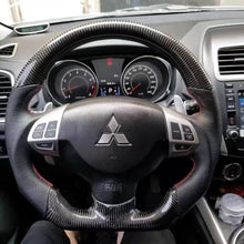 Cargar imagen en el visor de la galería, Volante de fibra de carbono TTD Craft para Mitsubishi Outlander 2007-2013 / Lancer 2008-2017