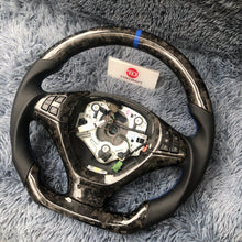 Carregar imagem no visualizador da galeria, Volante de fibra de carbono TTD Craft BMW E70 E71 E72 X5 X6